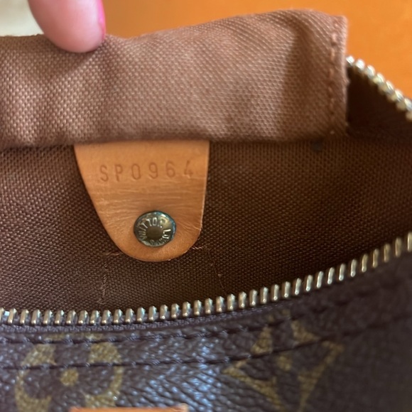 CUSTOMER APPRECIATION GIVEAWAY RETAIL VALUE $1800 AND UP - Picture 5 of 13